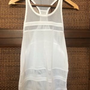 ALO Yoga women’s mesh tank